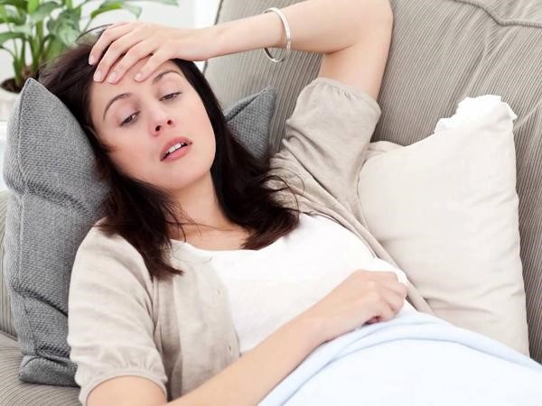 dau-hieu-mang-thai-ngoai-tuy-cung-thang-dau Dấu hiệu mang thai ngoài tử cung tháng đầu