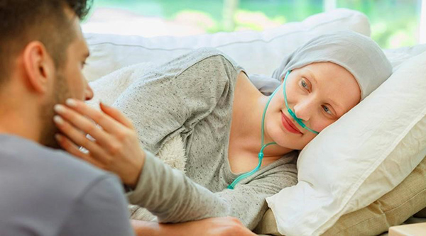 Sự lạc quan, tin tưởng và tuân thủ phác đồ điều trị góp phần kéo dài sự sống và cải thiện sức khỏe của người bệnh