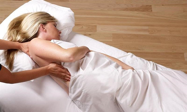 massage-cho-ba-bau Massage cho bà bầu