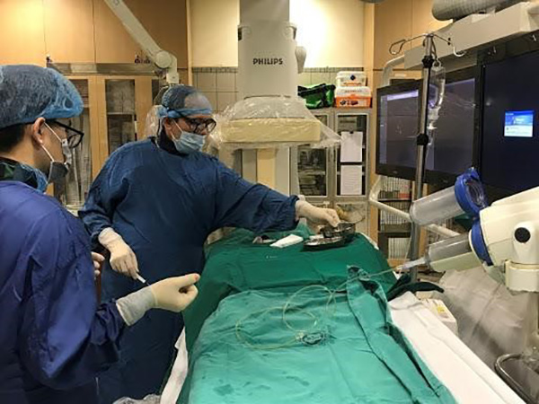 phau-thuat-mo-nhan-xo-tu-cung1-1 Phẫu thuật mổ u xơ tử cung